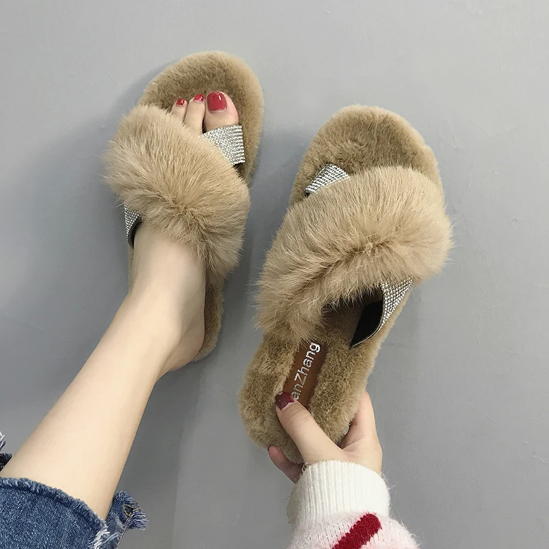 

Slippers Fur Flock Shoes Woman 2019 Luxury Slides Platform Plush Designer Flat New Rubber Basic with fur Fashion Short Slippers
