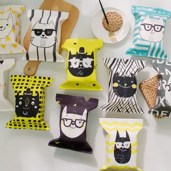 

Washable Cotton Linen Tissue Bag Cartoon Car Tissue Box Velcro Design Thick And Durable Paper Towel Cover Desktop Organizer