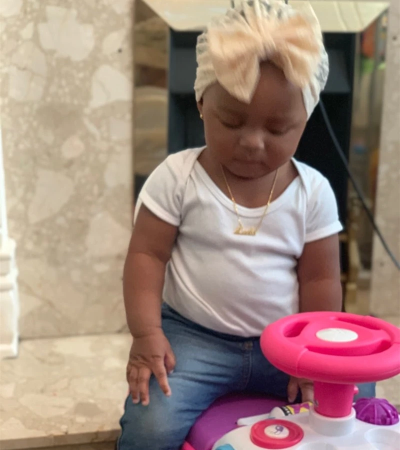 Uee5150c0e1e2439a9484de6d077b57522