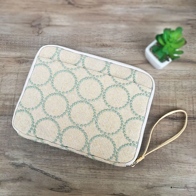 Leuke Groene Bean Circel Mode Stiksels Stijl Hand Made Pencil Bag 19.5cm * 25.5cm Grote Platte Rits Tas gratis Verzending Leuke Groene Bean Circel Mode Stiksels Stijl Hand Made Pencil Bag 19.5cm * 25.5cm Grote Platte Rits Tas gratis Verzending