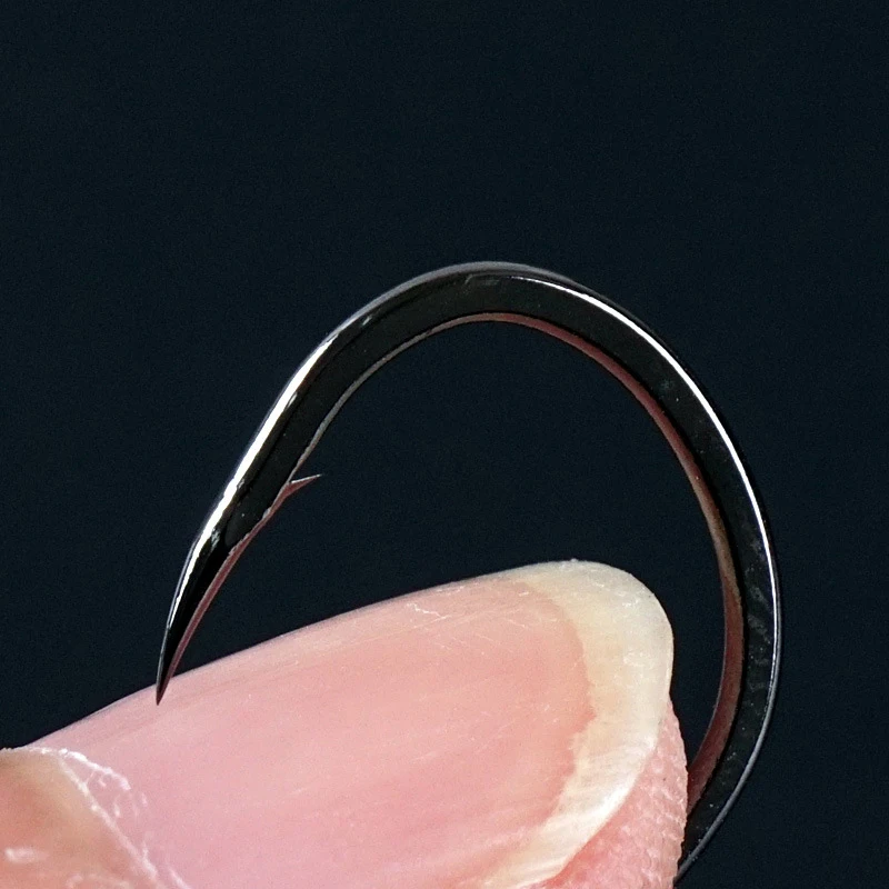 20PCS/lot 1-13# High carbon steel Izu Crooked Barbed Fishhook Black Flat carp fishing hooks set Accessories tool tackle 20PCS/lot 1-13# High carbon steel Izu Crooked Barbed Fishhook Black Flat carp fishing hooks set Accessories tool tackle