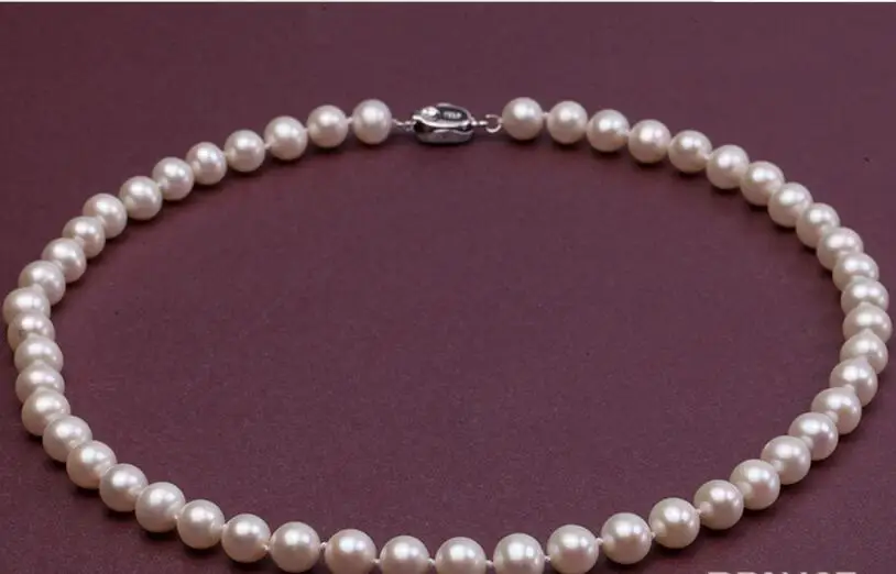 New 924+7-8mmAA grade natural round white freshwater pearl necklace a girl