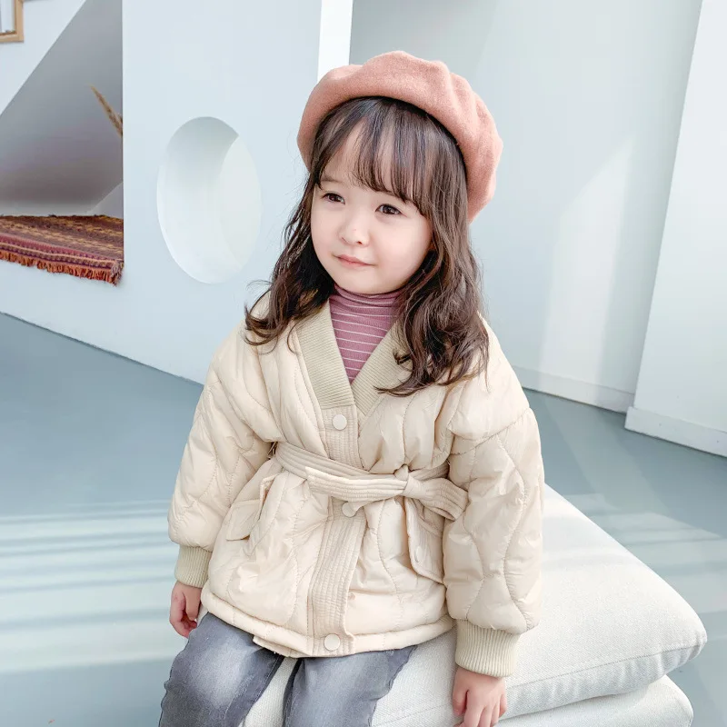 Детская одежда с хлопковой подкладкой осень-зима г., тонкие пальто с длинными рукавами и v-образным вырезом на шнуровке для девочек модная куртка с поясом для малышей