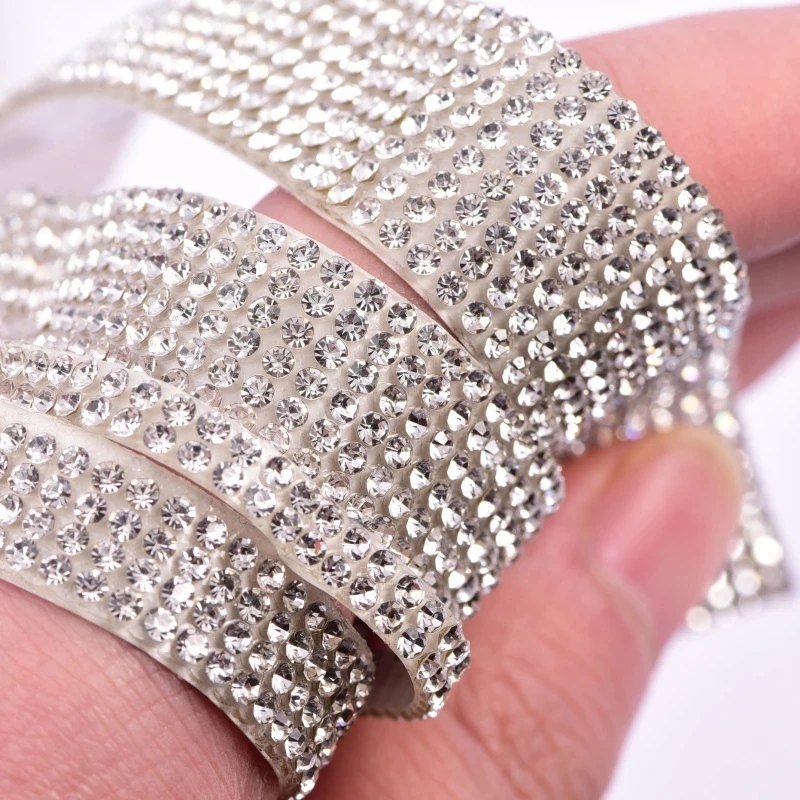 40cm-SS6-Rhinestone-Banding-Rhinestones-Applique-Wedding-Decoration-Banding-DIY-Belt-Accessories-Trimming-DIY-B3983.jpg_.webp_Q90.jpg_.webp_.webp (3)