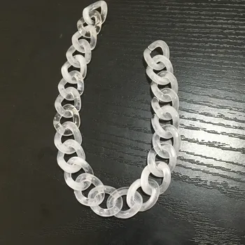 

60pcs Translucent Clear White Acrylic Curb Chain Links,Top Quality Plastic Curb Chain Links, Open Link per Size 19mmx15mm