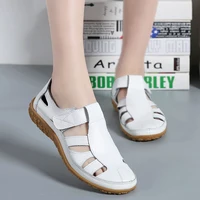 Sandales de gladiateur en croûte de cuir pour femmes, chaussures d'été, plates, ajourées, décontractées, à fond souple, de plage 1