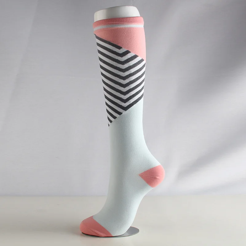 

2 pairs Female autumn and winter simple street Knee high compression sports socks men stockings women funny socks