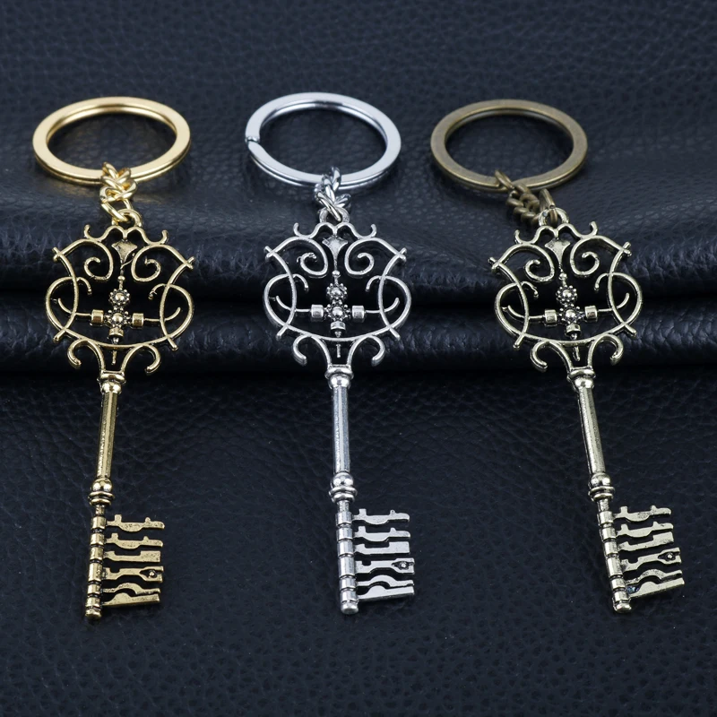 

Vintage Keychain Hollow Crown Keys Pendant Key Cover Key Ring Key Holder The Nutcracker And The Four Realms Charm Jewelry