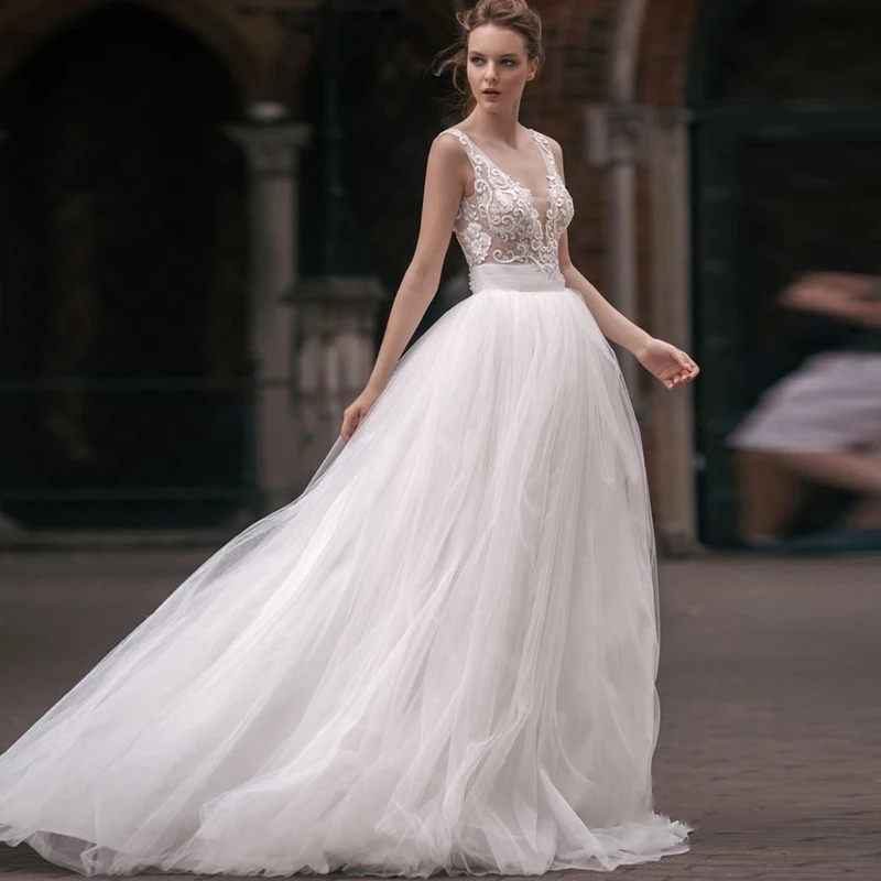 

Spaghetti Straps Vestido De Noiva 2020 Embroider Lace Weding Dress Pleat Tulle Sashes Casamento A Line V Neck Boho Wedding Dress