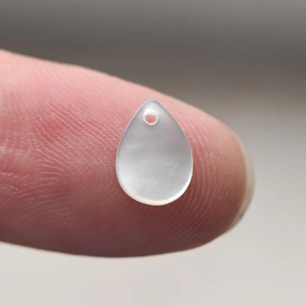 

10pcs Mother of Pearl Teardrop Charms 9x6mm, White MOP Shell Drop Pendants (#V1342)