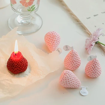 1PC/4PCS Strawberry Decorative Aromatic Candles Soy Wax Scented Candle for Birthday Wedding Candle 4