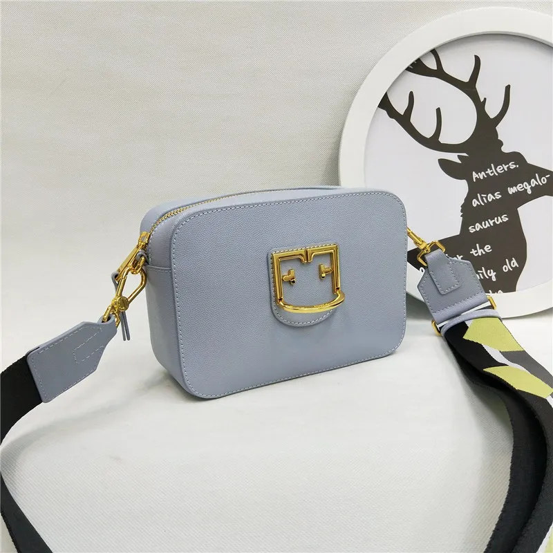 Новые поступления оригинальные женские сумки FURLA, высокое качество небесно-голубой цвет сумки Furla Размер 20 см x 14 см x 7 см