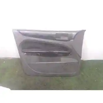 

4M51A23943C TRIM LEFT FRONT DOOR FORD FOCUS HATCHBACK (CHAP)