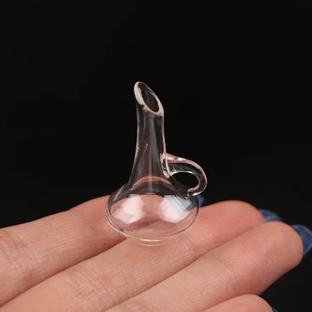 

1/12 Mini Wine Bottle Dollhouse Miniature Accessories Simulation Drinks Model Toys for Doll House Kitchen Decoration