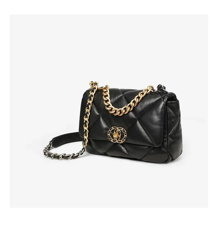 Женская кожаная сумка на цепочке мягкая плечо с узором в виде ромбовидной