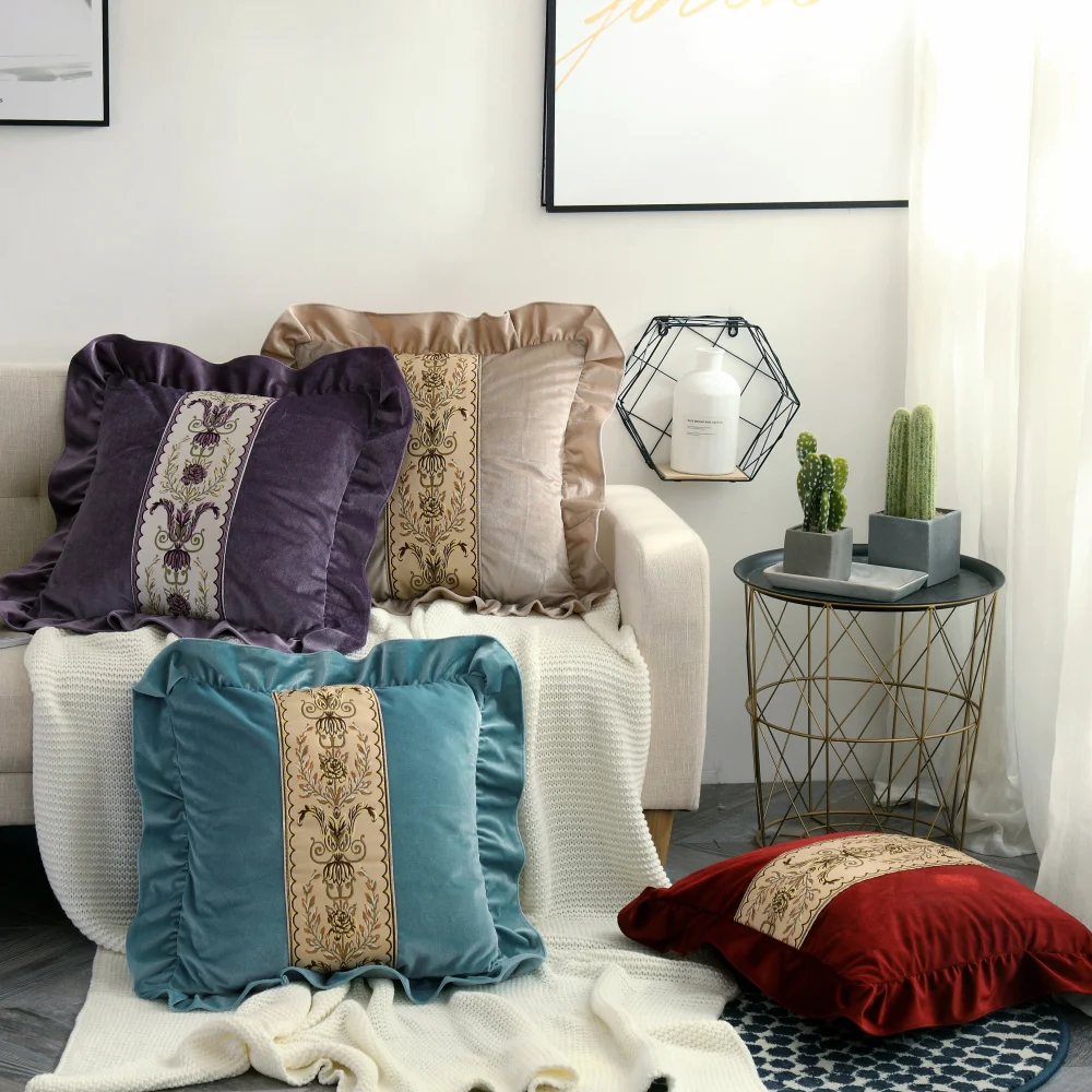 Luxury Patchwork Embroidery Lace Design Flower Velvet Cushion Cover Pillow Cover Pillowcase Home Decorative Sofa Throw Pillows