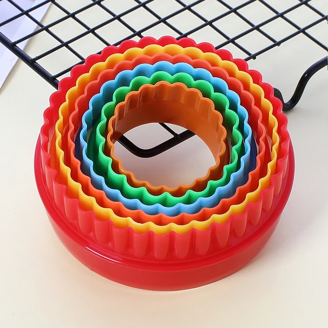 Heart Cookies Cutter Molds Plastic Cake Mould Biscuit Plunger Forms for Cookies Cake Decorating DIY Kitchen Baking Tool 6pcs Round shape