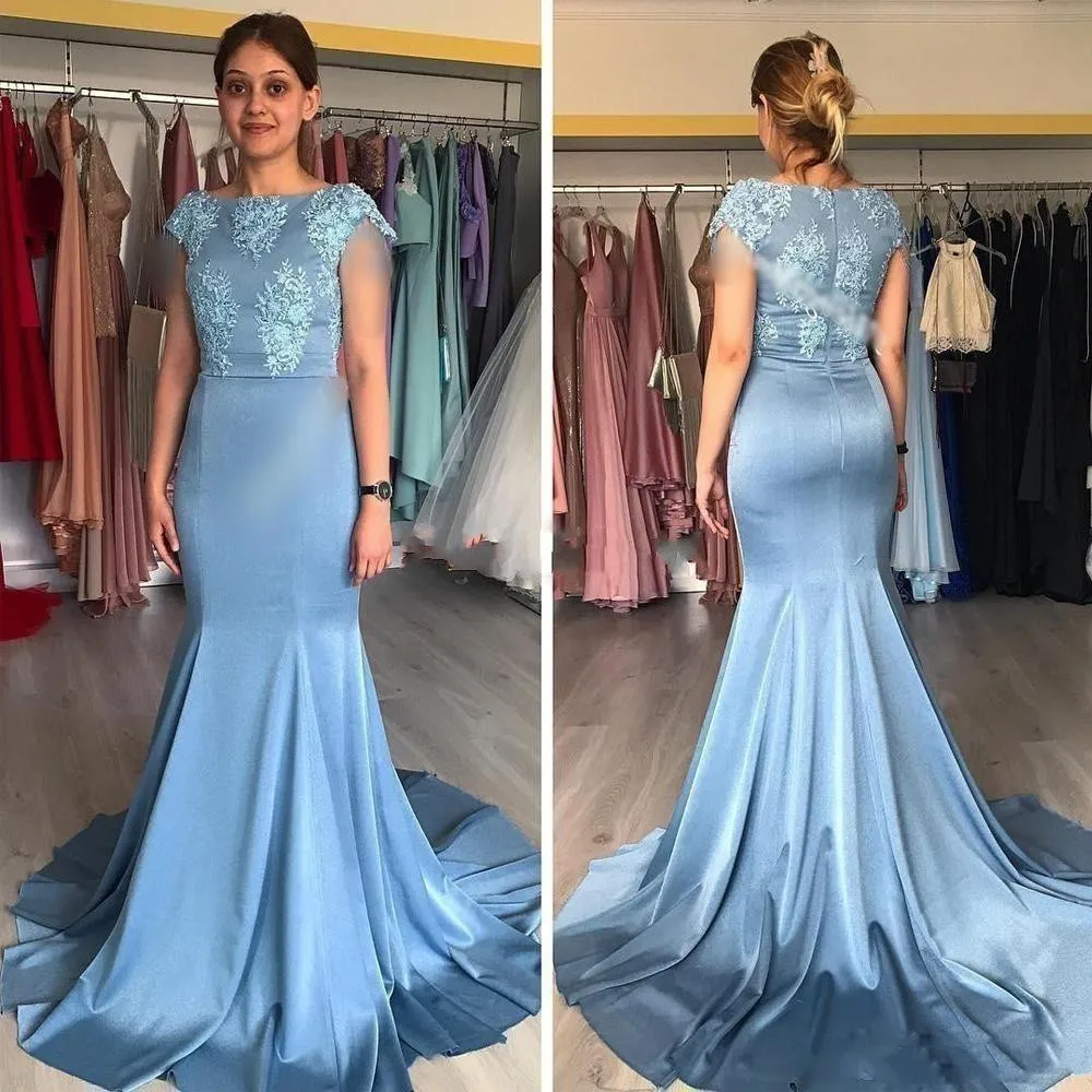 

2020 Elegant Dusty Blue Mermaid Mother Of The Bride Dresses Cap Sleeve Sweep Train Appliques Women Evening Prom Party Gown