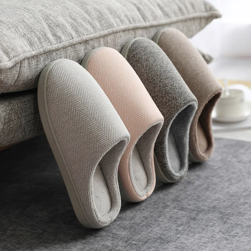 

2019 Winter Simple Home Cotton Slippers Hot Selling Couples Fashion Cotton Slippers Warm Wear-Resistant Fabric Slipper