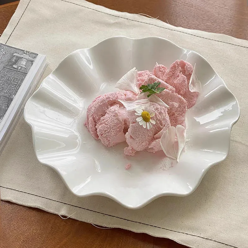 Cutelife Cute White Small Ruffle Plastic Cake Plate Sushi Breakfast Bread Dessert Kitchen Snack Restaurant Wedding