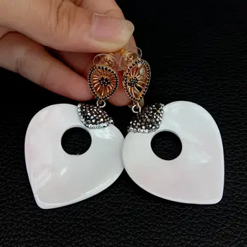 

39x42MM White Pink Queen Conch Heart-shaped Cubic Zirconia pave Stud Earrings cute style fashion women jewelry