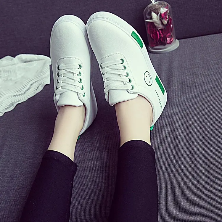 

White Shoes Women's 2020 Spring New Style Korean-style Casual Students round Flat Lace-up Shoes Women