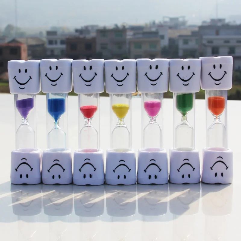 

2019 Hot Portable Home Kitchen Cooking Timer Cartoon Smiling Face Hourglass Sand Clock Timer 3 Minutes Timer For Tea/Cafe
