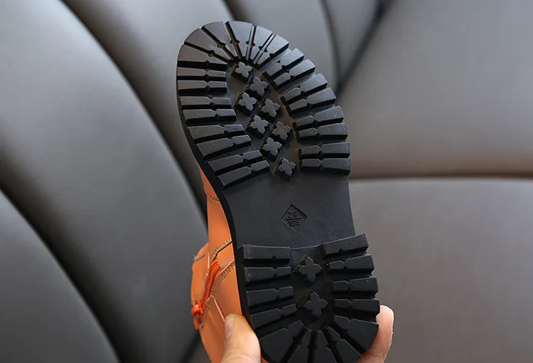 Leather Kids Martin Boots Boys Girls Snow Shoes Waterproof Warm Fur Children Ankle Boots Toddler Boys Winter Sneakers