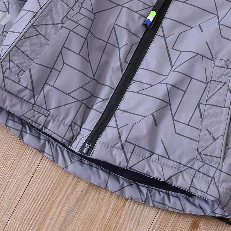 9347198176_773051456