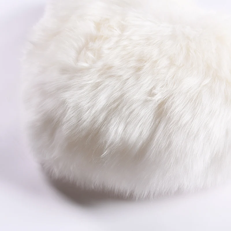 3907
