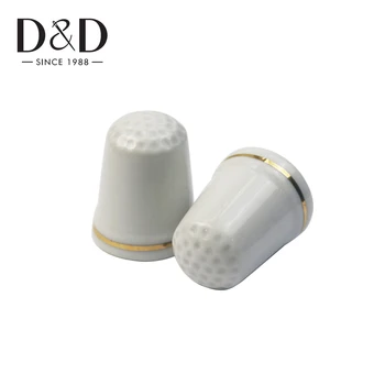 

Retro Hand Sewing Thimble Finger Protector Stitch Ceramics Souvenir Collectible Thimble DIY Sewing Tools Accessories