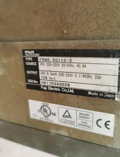 FRN5.5G11S-2 5000G11 5.5KW 220V используется один, инвертор, хорошо работает