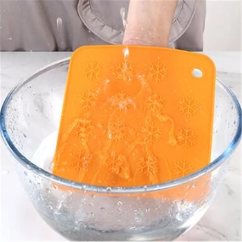 

Square Snowflake Silicone Placemat Kitchen Potholder Table Mat Heat-Resistant Waterproof Protection Mat