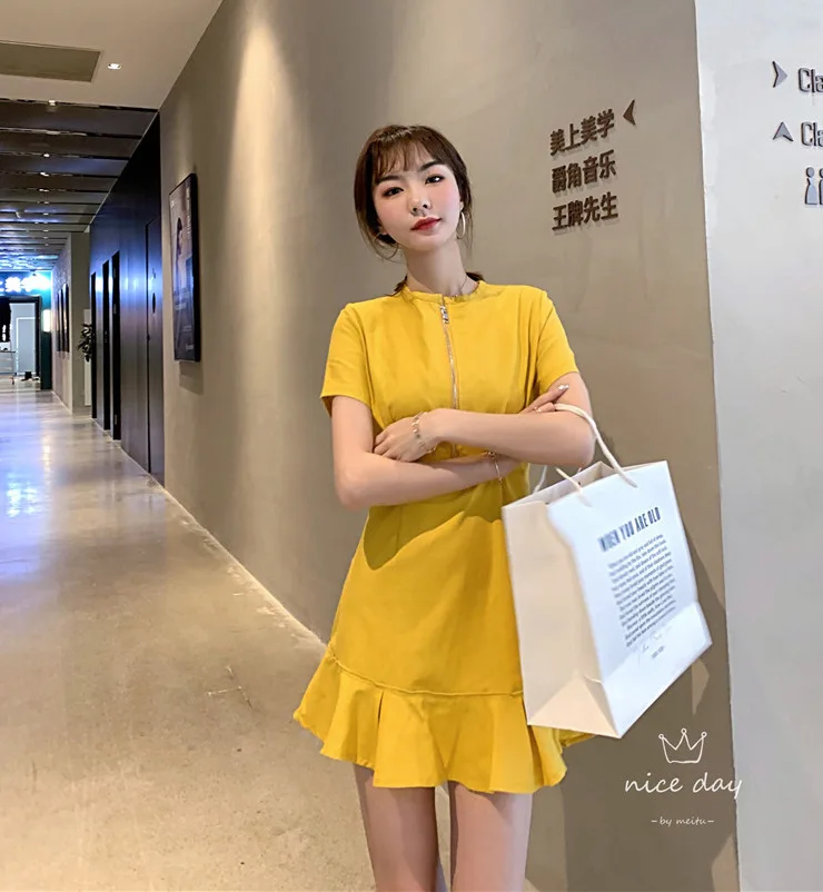 

INS Super Fire Skirt Scheming Sense of Design Slimming Short-height Short Fishtail Dress Women's Fashion