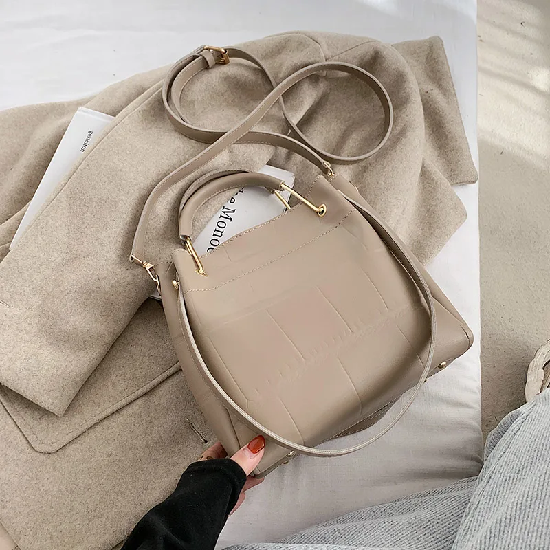 Retro shoulder bag 2020 winter new handbag pure color PU ladies bag ...