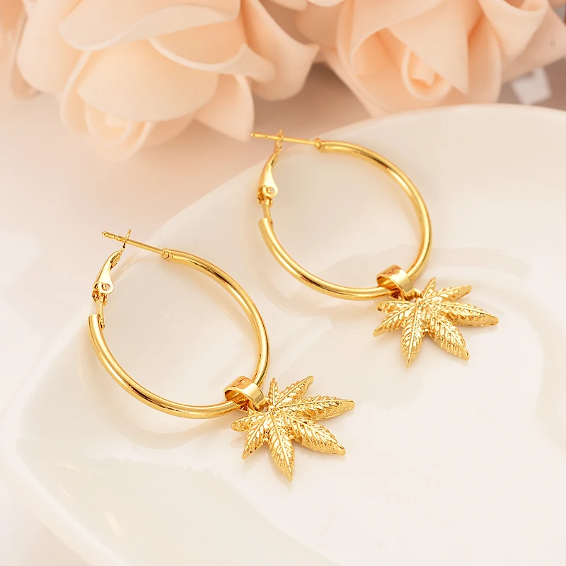 

Africa Women Party Gift Cannabiss Weed Marijuan Leaf hemp charms women Vintage Accessory for Women / Girls party jewelry gift