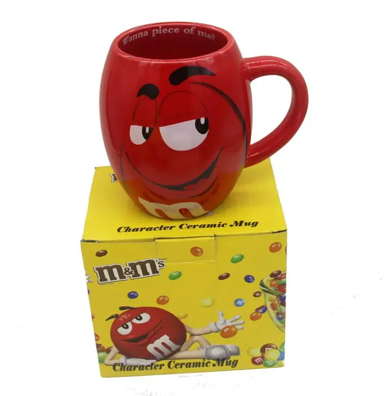 M& m бобы кофейные кружки чашки для чая и Кружки Мультфильм милый знак экспрессии большой емкости керамическая чашка Рождественский подарок - Цвет: Красный
