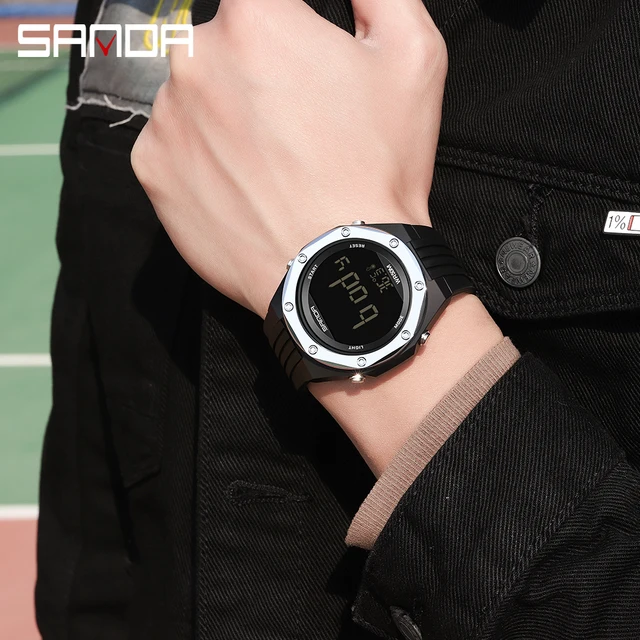 SANDA-reloj deportivo para hombre, pulsera electrónica LED con Monitor de temperatura corporal, resistente al agua hasta 50M, estilo militar, a la moda, nuevo - Imagen 3