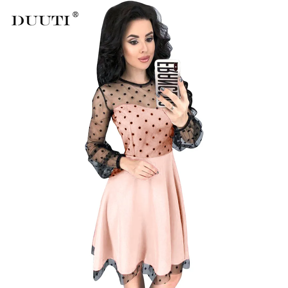 

Sexy Lace Mesh Knee-Length DressVintage A Line Patchwork Party Dresses Pink spring autumn Fashion Puff Sleeve Dress D30