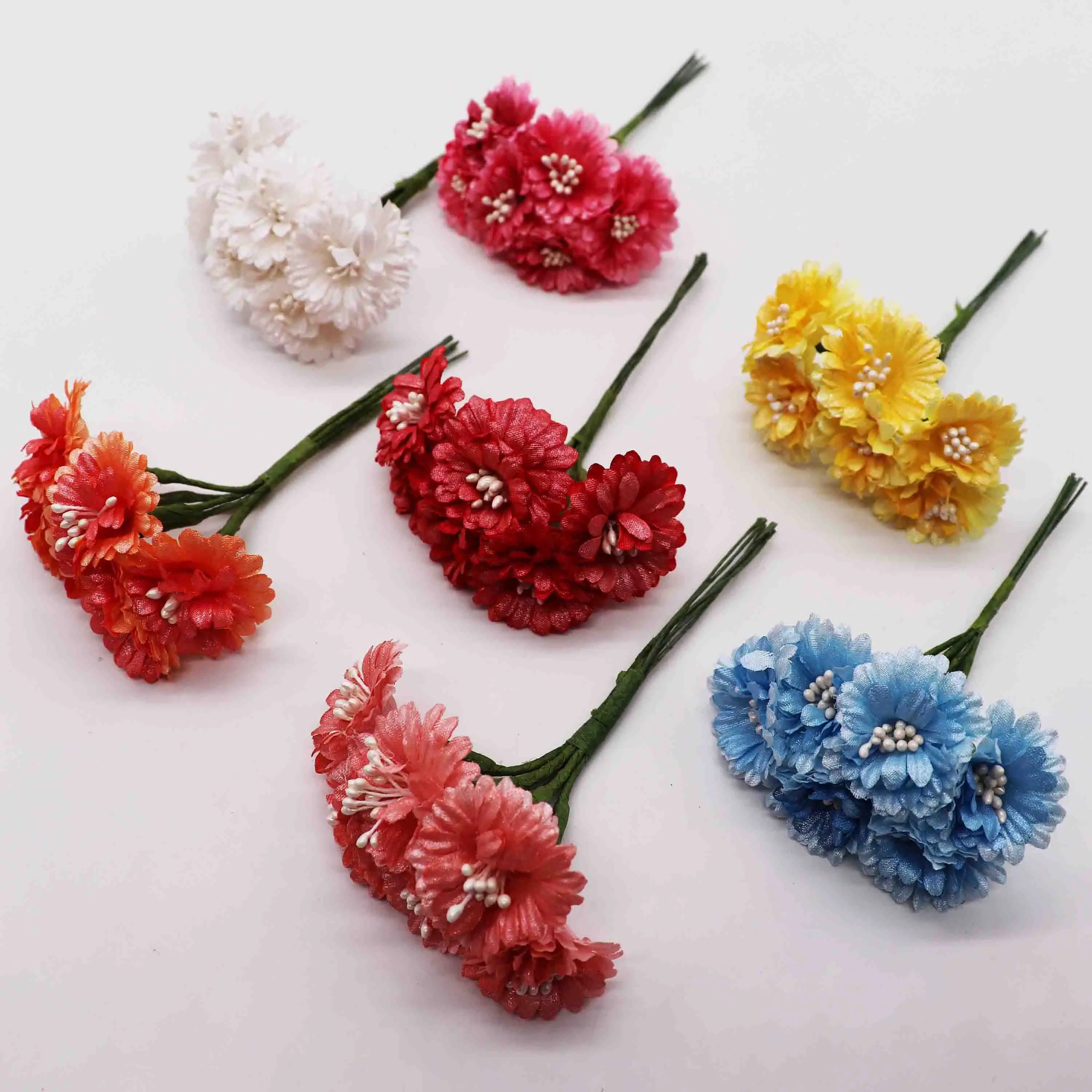 

6pcs Silk Stamen Daisy Artificial Flowers Bouquet For Wedding Decoration DIY Scrapbooking Handmade Wreath Fake Flowers