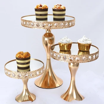 

1pcs Gold Color Crystal cake stand Wedding Dessert Tray Cupcake Pan cake display table decoration Party