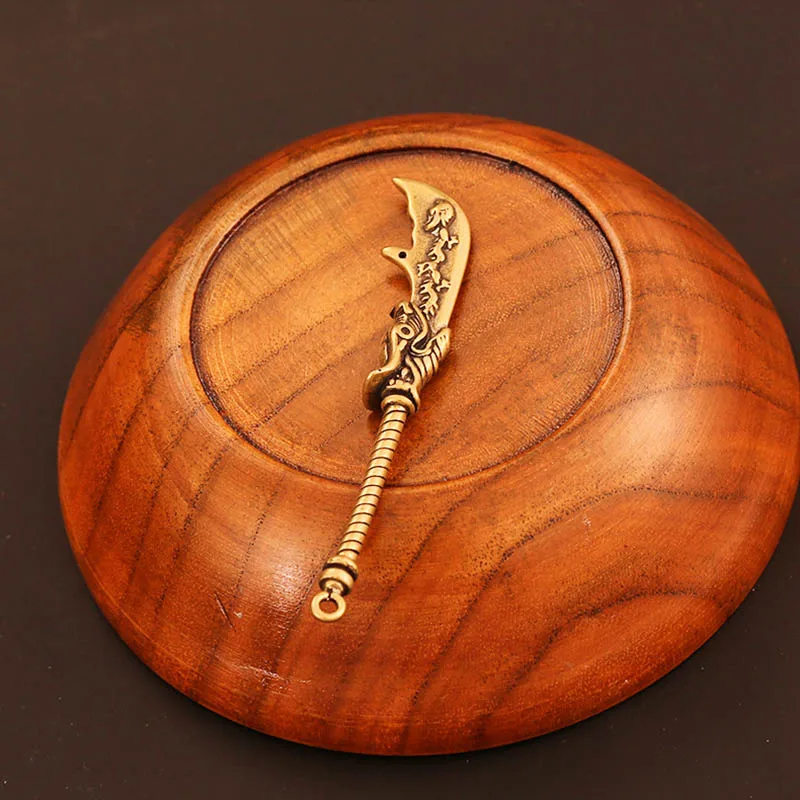 knife pendant brass (8)