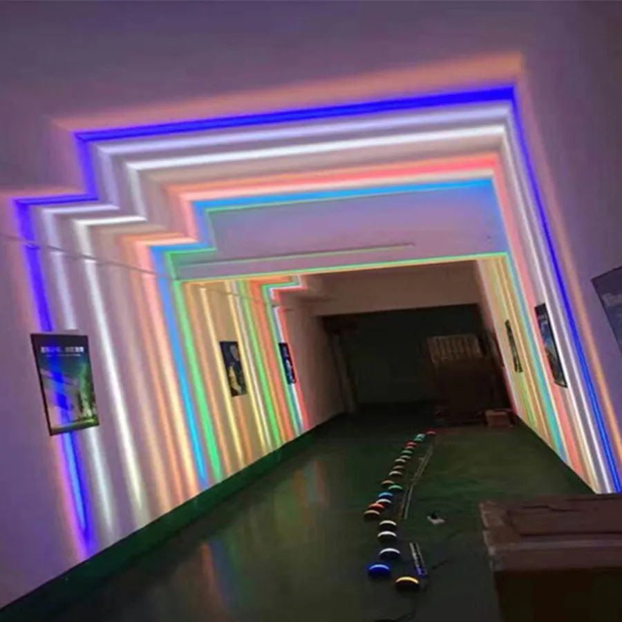 4167835109_2044768196