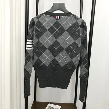 

2020 Fashion TB THOM Brand Sweaters Women Loose V-Neck Cardigans Clothing Argyle Striped Cotton Spring and Autumn Casual Coat