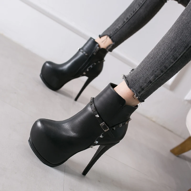 

Shoes Woman Punk Zip Platform Ankle Boots Rivet Belt Buckle Motorcycle Boot 14cm High Heels Pumps Black Zapatos De Mujer Black