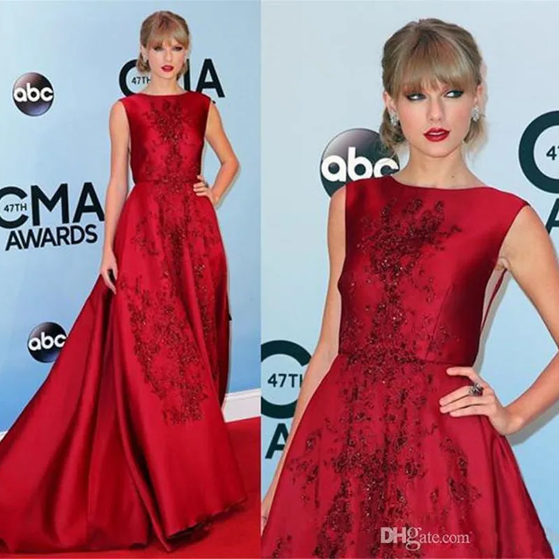 

2023 Luxury Evening Dresses Formal Ball Gown Lace Bateau Backless Long Prom Vestidos de Noche Beaded Straps Party Costumes