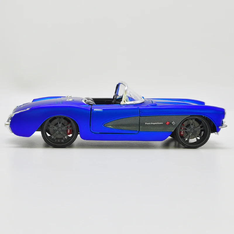 1/24 мальчик игрушка литая модель автомобиля коллекционный автомобиль подарок для детей 1:24 статические автомобили 1957-Chevrolet родстер спортивный автомобиль