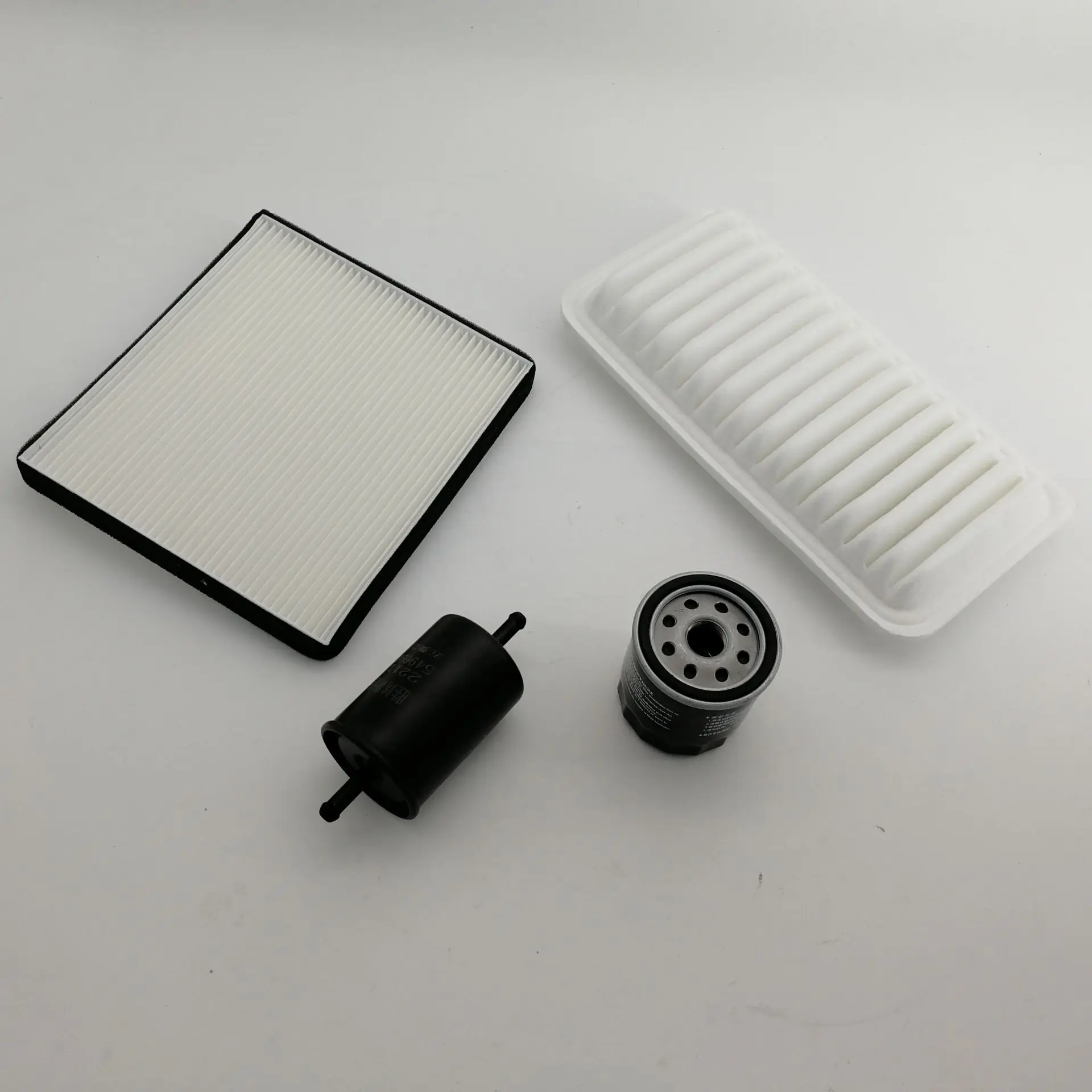 4 pieces a set Air filter oil filter Air conditioning Fuel for LIFAN 620 1.5L