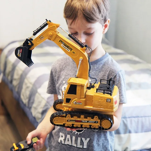 1/18 RC Truck RC Excavator 2.4G Radio Controlled Car crawler Tractor Model Engineering Car Digging Soil Sound Toys For Boys 2
