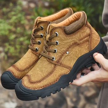 

Autumn and winter new men's British style wild fashion plus velvet thick warm and comfortable outdoor hiking shoes